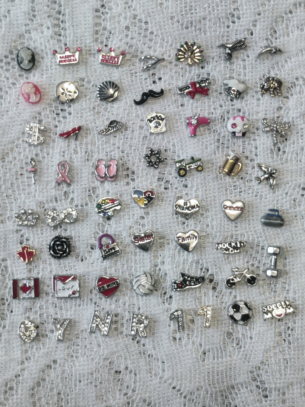 ✨ 5 for $15 ✨ SHD Charms - Black Cameo